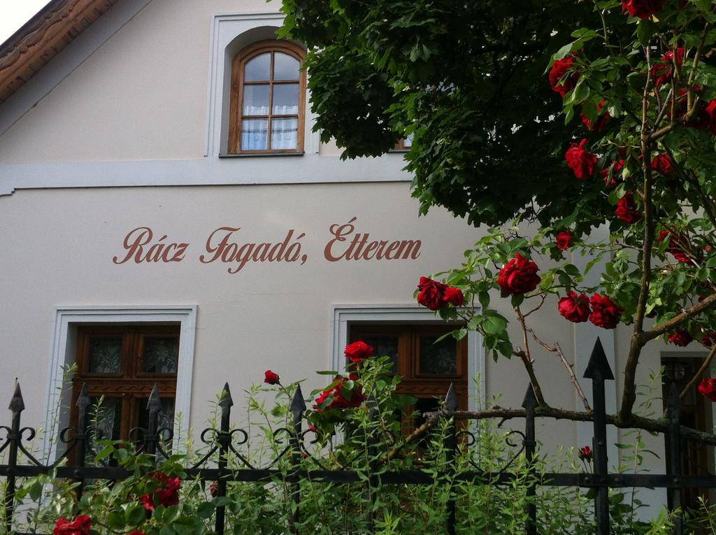 Racz Fogado Hotel Kisoroszi Exterior photo